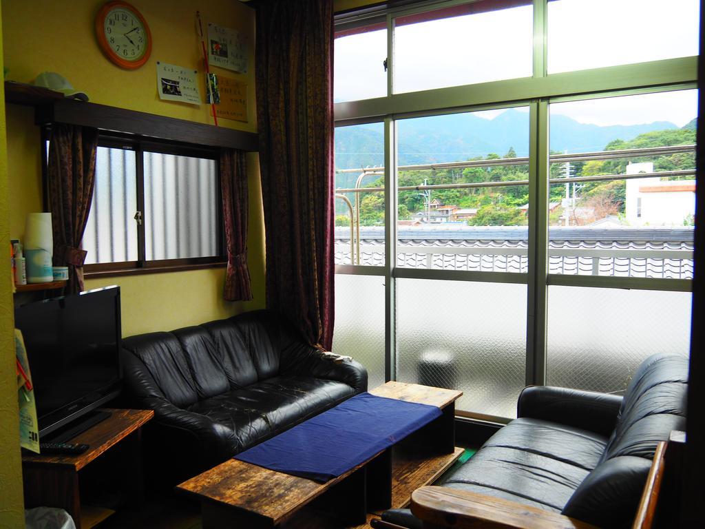 Hotel Sudomari Minshuku Friend Jakušima Exteriér fotografie
